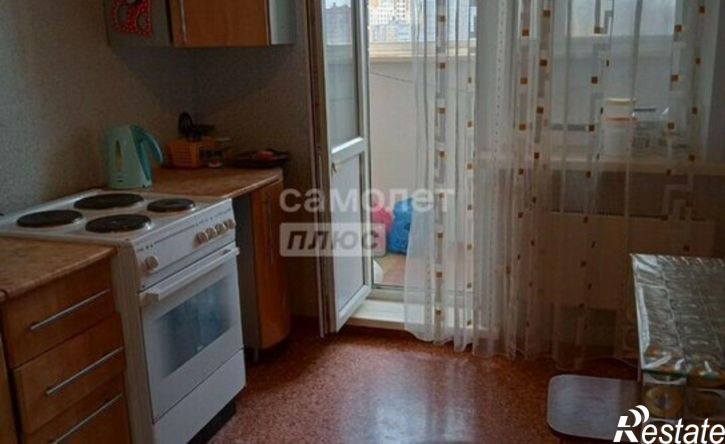 2-комн квартира улица Свиридова, 7,  д. 7