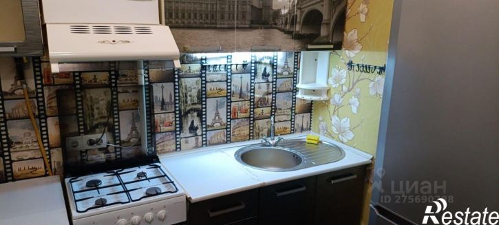 2-комн квартира улица Механизаторов, 3,  д. 3