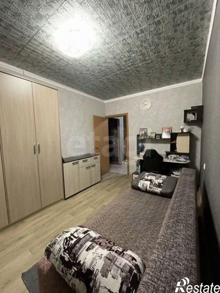 2-комн квартира ул Героя России Эдуарда Белана, 14,  д. 14