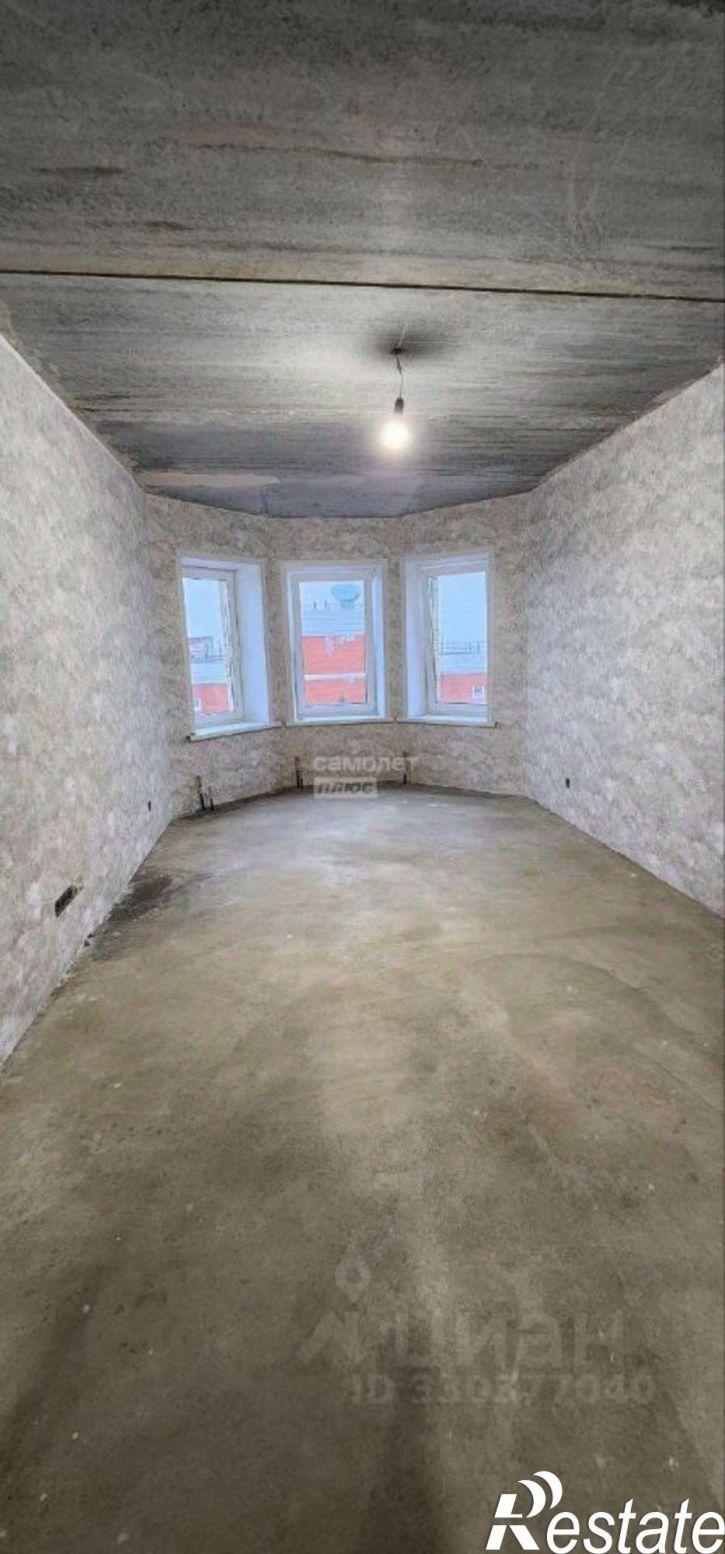 2-комн квартира улица Хренникова, 8,  д. 8