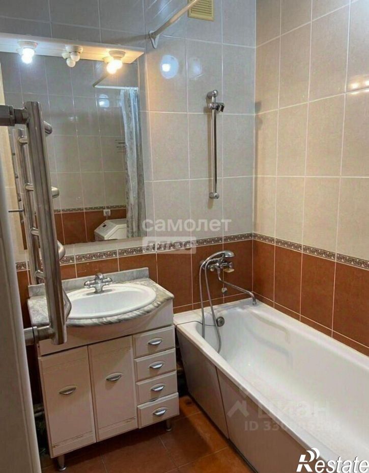 2-комн квартира улица Валентины Терешковой, 13Б,  д. 13Б