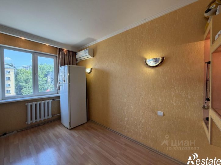 3-комн квартира ул Плеханова, 54,  д. 54