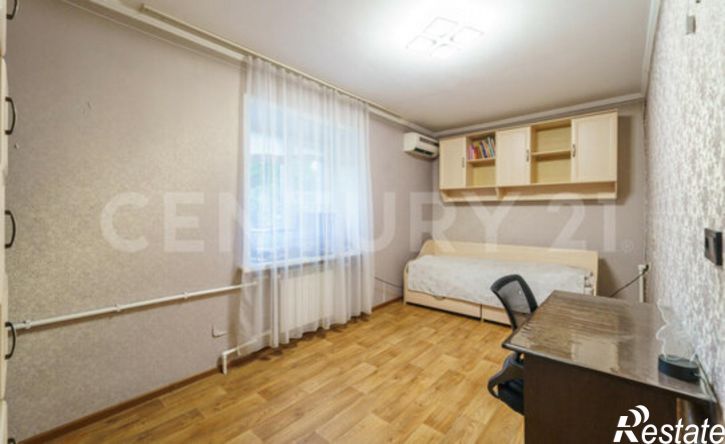 2-комн квартира улица Космонавтов, 33/3,  д. 33/3