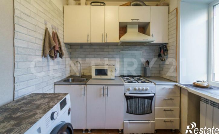 2-комн квартира улица Космонавтов, 33/3,  д. 33/3