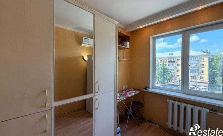 3-комн квартира улица Плеханова, 54,  д. 54