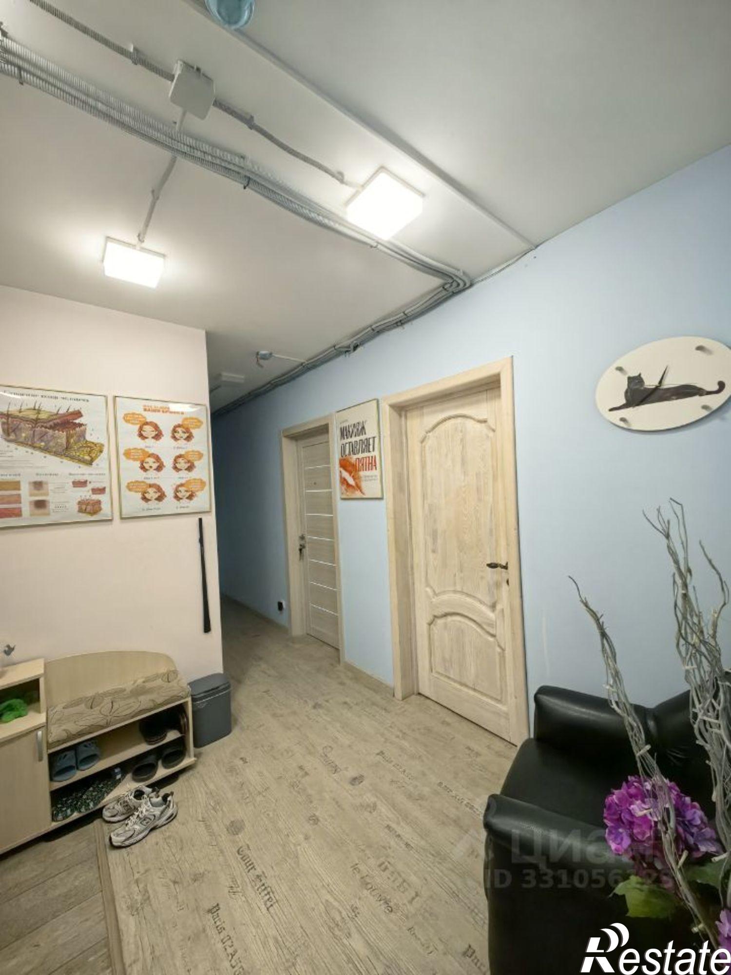Купить офис, помещение под офис за 8 978 890 рублей на улица 50 лет НЛМК, 2Г