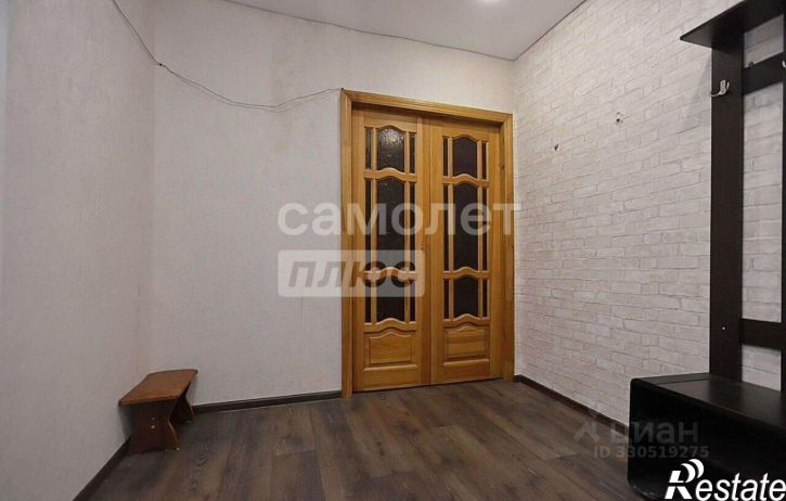 4-комн квартира улица Степанищева, 15,  д. 15