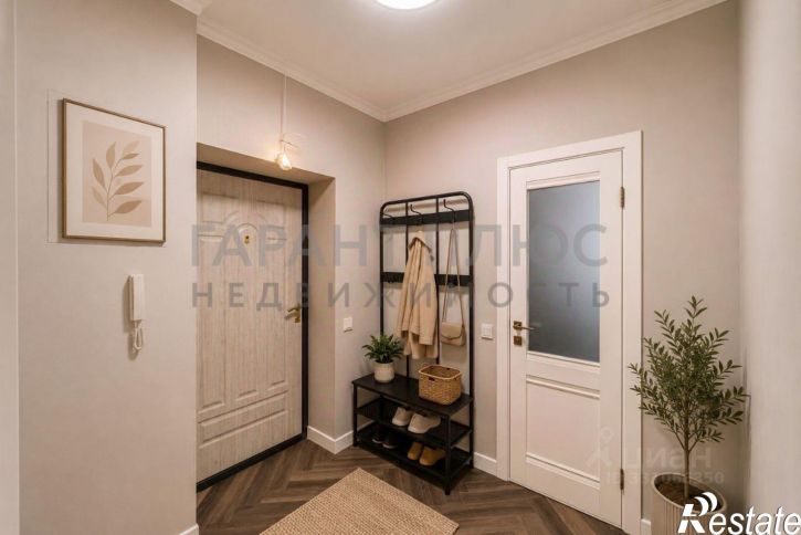 3-комн квартира улица Литаврина, 8,  д. 8