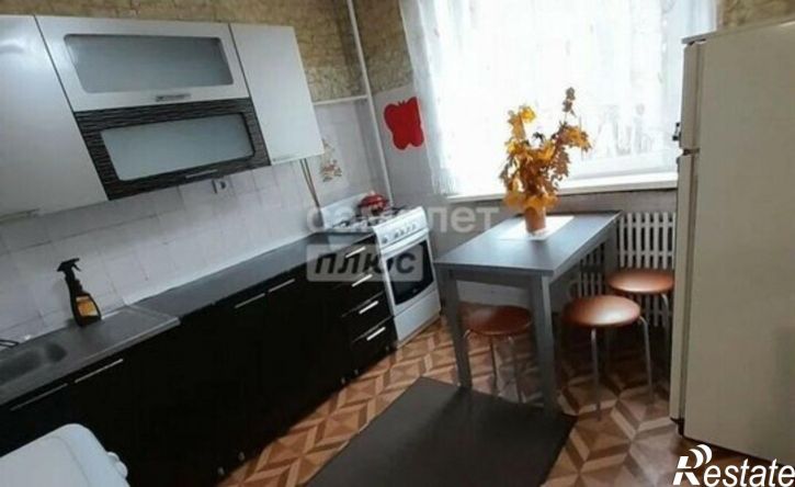 2-комн квартира улица Папина, 31Б,  д. 31Б