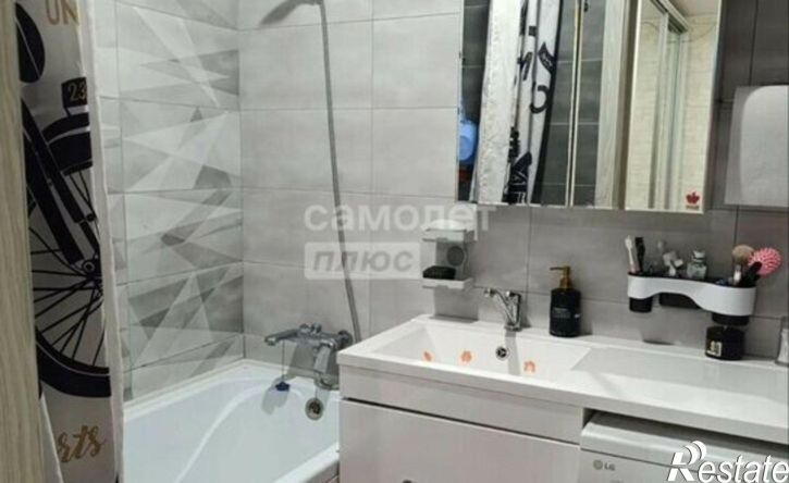 3-комн квартира улица Тургенева, 14,  д. 14