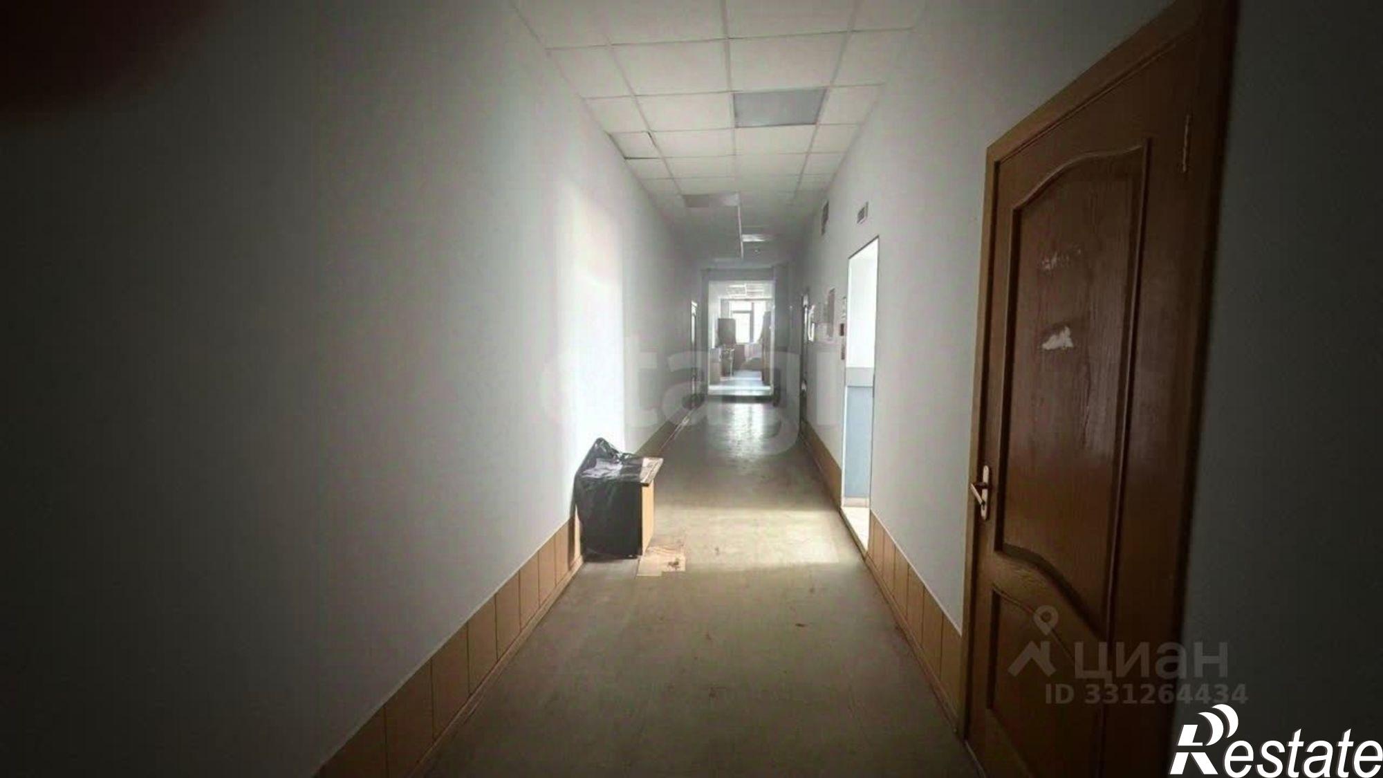 Купить офис, помещение под офис за 5 190 360 рублей на ул Астраханская, 1