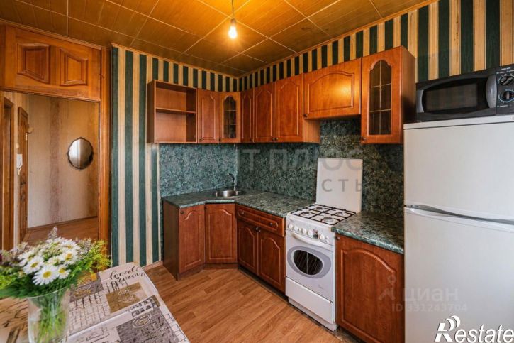 3-комн квартира пр-кт Победы, 11,  д. 11