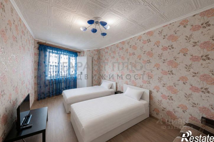 3-комн квартира пр-кт Победы, 11,  д. 11