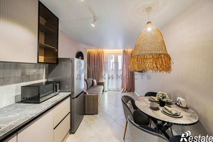2-комн квартира улица Свиридова, 22 к1,  д. 22 к1