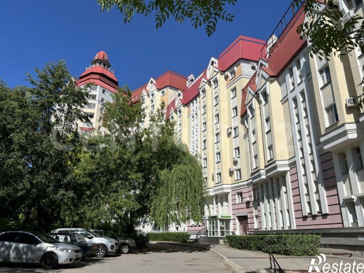 6-комн квартира улица Валентины Терешковой, 13Б,  д. 13Б