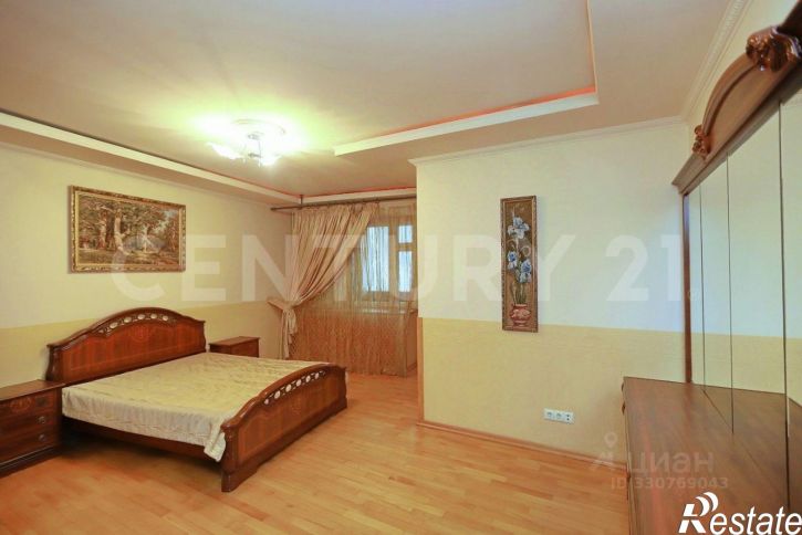 6-комн квартира улица Валентины Терешковой, 13Б,  д. 13Б