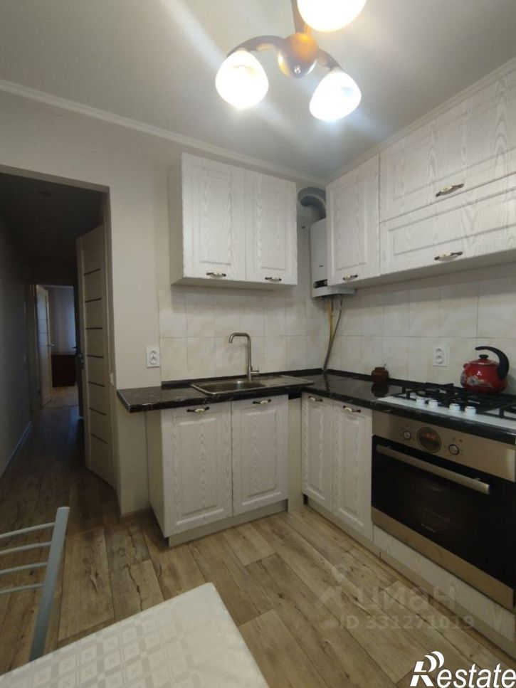 3-комн квартира улица Ушинского, 30,  д. 30
