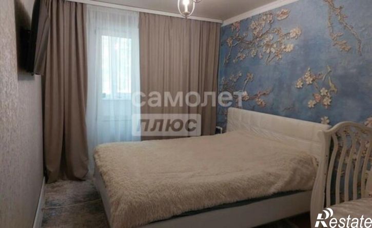 2-комн квартира улица Героя России Эдуарда Белана, 11,  д. 11