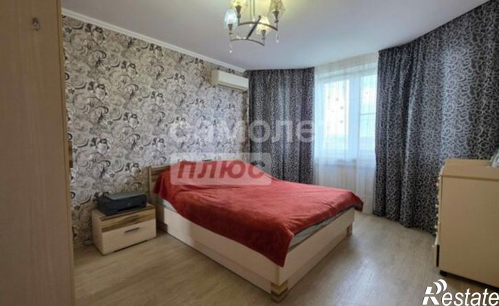 2-комн квартира улица Лутова, 8,  д. 8