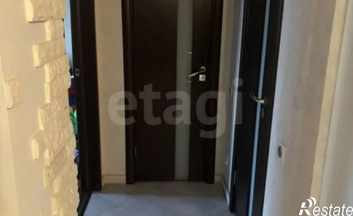 2-комн квартира улица Славянова, 1,  д. 1