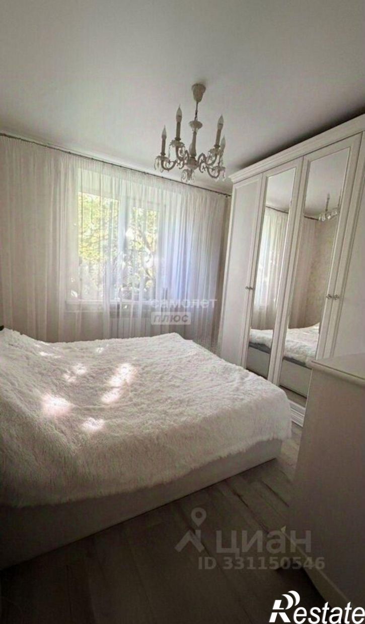 3-комн квартира ул 40 лет Октября, 37а,  д. 37а