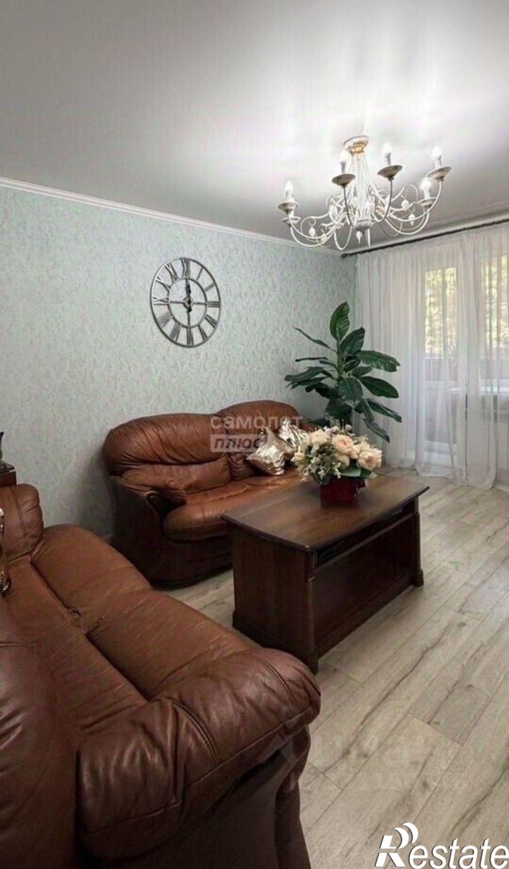 3-комн квартира ул 40 лет Октября, 37а,  д. 37а