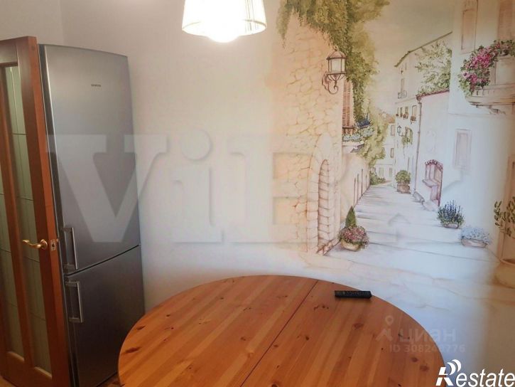 4-комн квартира улица Горького, 13,  д. 13