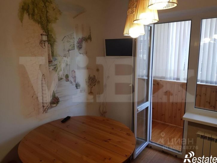 4-комн квартира улица Горького, 13,  д. 13