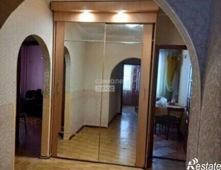 4-комн квартира улица Юных Натуралистов, 1,  д. 1
