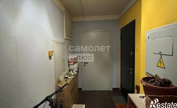 2-комн квартира улица Свиридова, 20 к2,  д. 20 к2