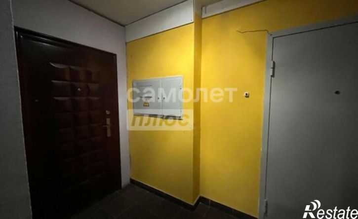 2-комн квартира улица Свиридова, 20 к2,  д. 20 к2