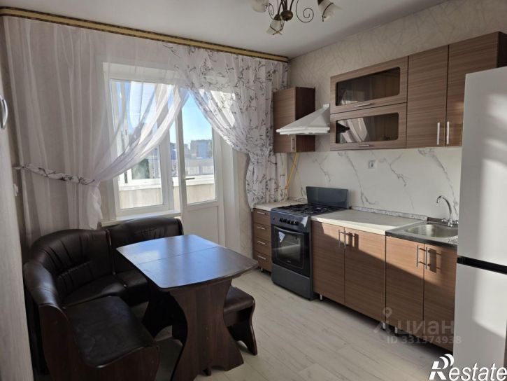 3-комн квартира проспект Победы, 132,  д. 132