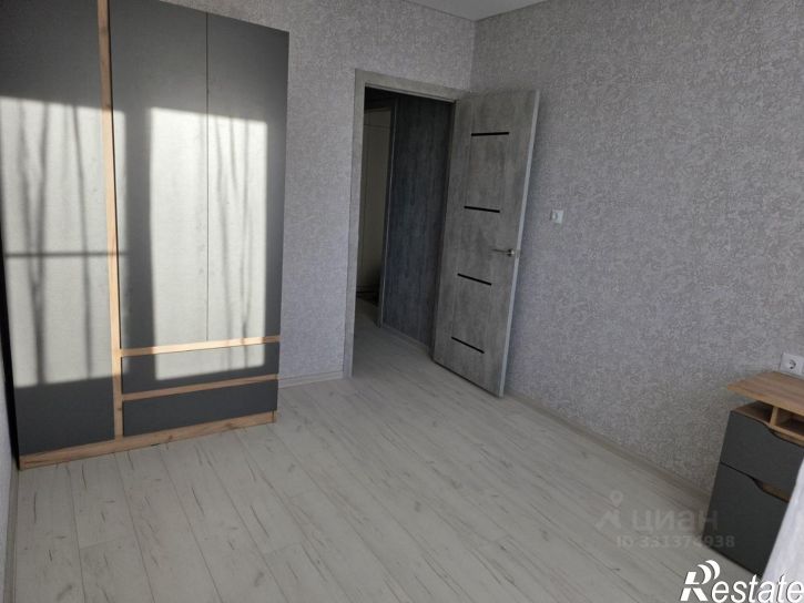 3-комн квартира проспект Победы, 132,  д. 132