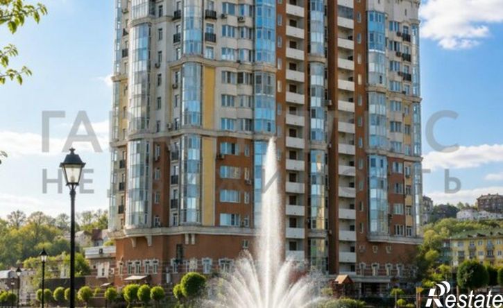 3-комн квартира улица Плеханова, 12,  д. 12