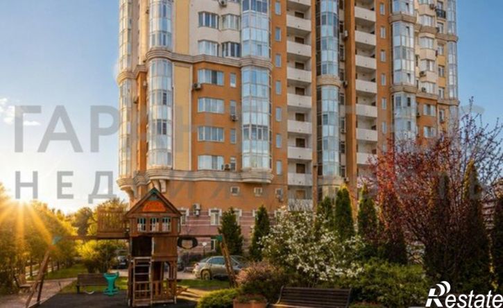3-комн квартира улица Плеханова, 12,  д. 12