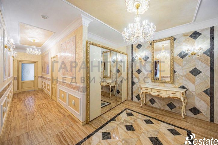 3-комн квартира ул Кузнечная, 12,  д. 12