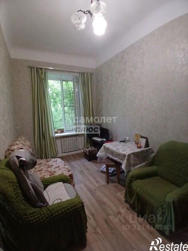 3-комн квартира площадь Аксакова, 6,  д. 6
