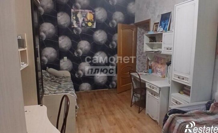 3-комн квартира пл Аксакова, 6,  д. 6