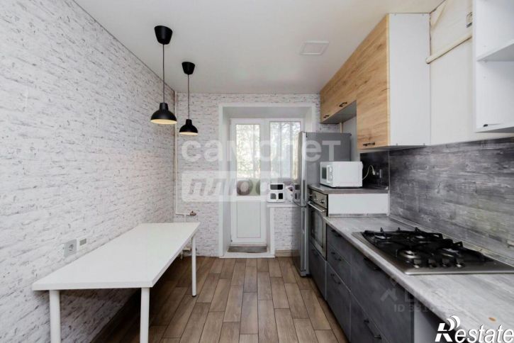 3-комн квартира улица 8 Марта, 3,  д. 3