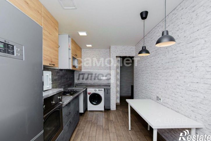 3-комн квартира улица 8 Марта, 3,  д. 3