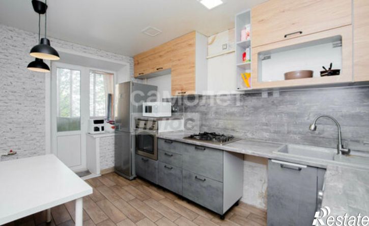 3-комн квартира улица 8 Марта, 3,  д. 3