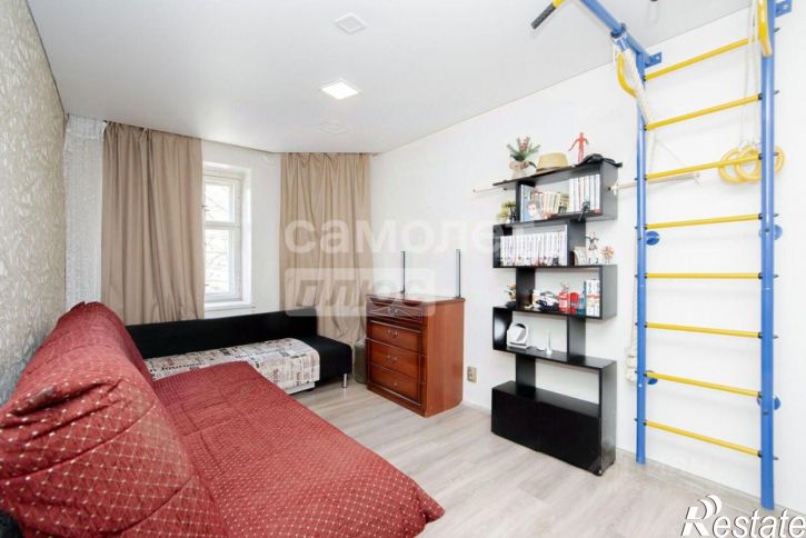 3-комн квартира улица 8 Марта, 3,  д. 3