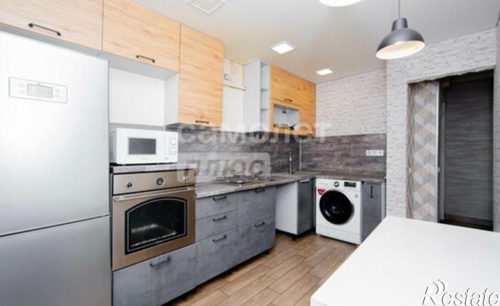 3-комн квартира улица 8 Марта, 3,  д. 3