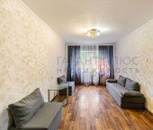 2-комн, 44кв м, этаж 3/9 улица Меркулова, 31