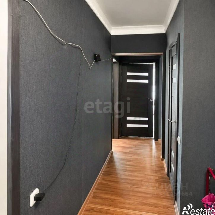 3-комн квартира улица Лутова, 11,  д. 11