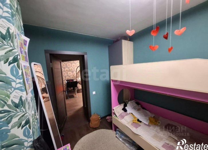 3-комн квартира ул Свиридова И.В., 6,  д. 6
