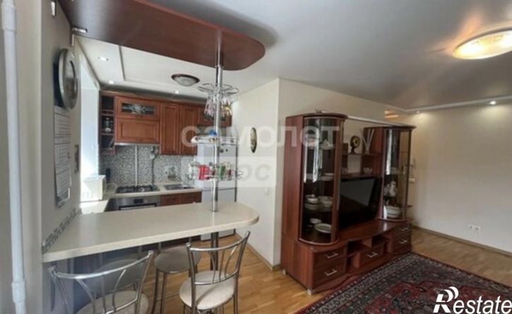 2-комн квартира улица Космонавтов, 5,  д. 5