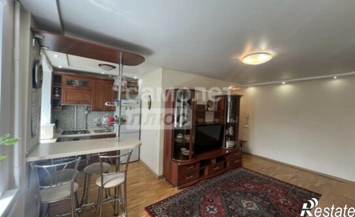 2-комн квартира улица Космонавтов, 5,  д. 5