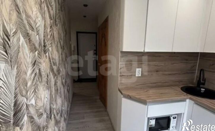 4-комн квартира улица Папина, 15,  д. 15