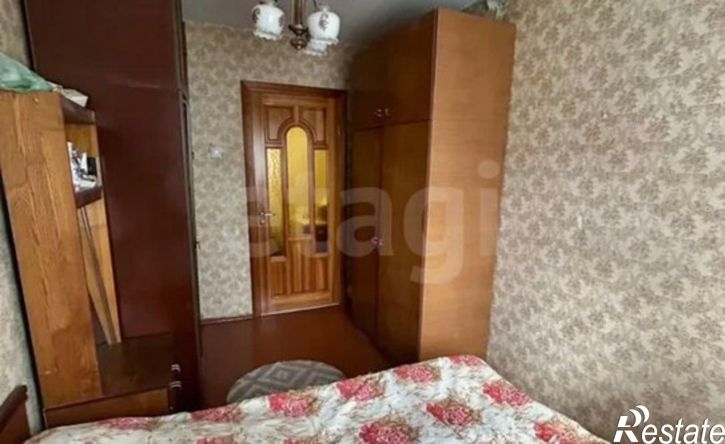 4-комн квартира улица Папина, 15,  д. 15